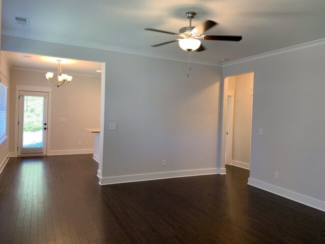 Building Photo - 3 Bedroom Home with 2 Car Attached Garage!
