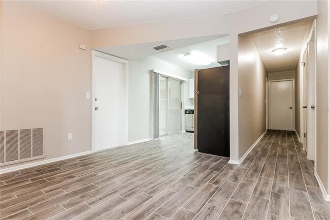 Foto del edificio - 12281 Eldon Dr