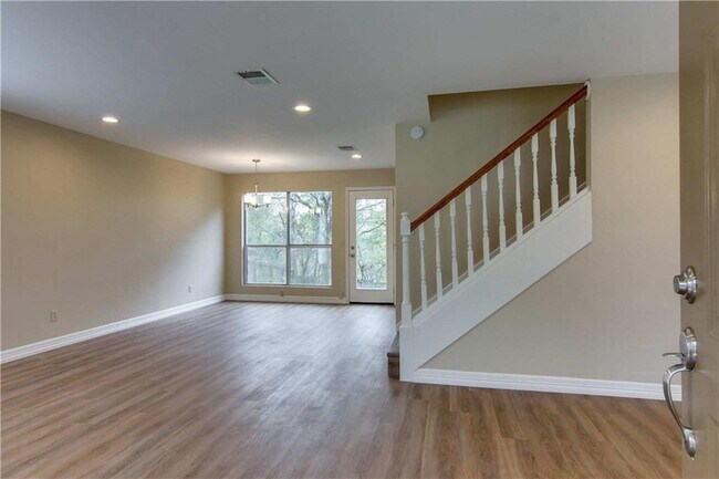 Building Photo - 11026 Whiskey River Dr