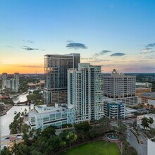 Building Photo - 333 Las Olas Way