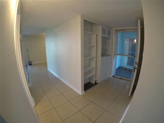 Foto del edificio - 229 S McMullen Booth Rd