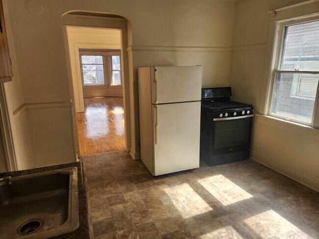 Foto del edificio - 3127 N Bartlett Ave