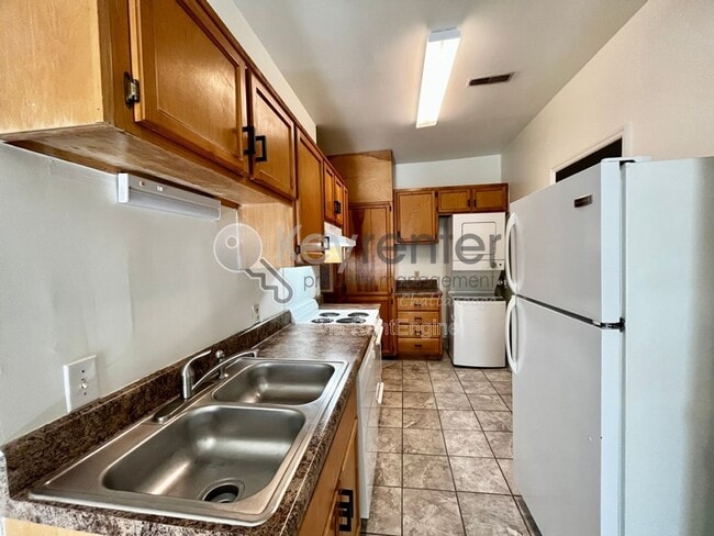 Photo - 77 E 17th St Apartment