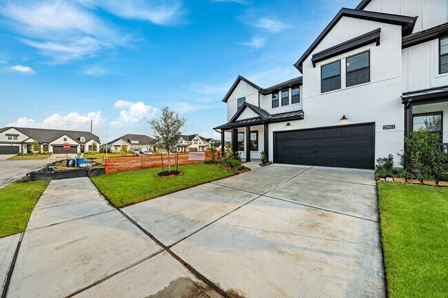 Foto del edificio - 29611 Smokey Bourbon Ln