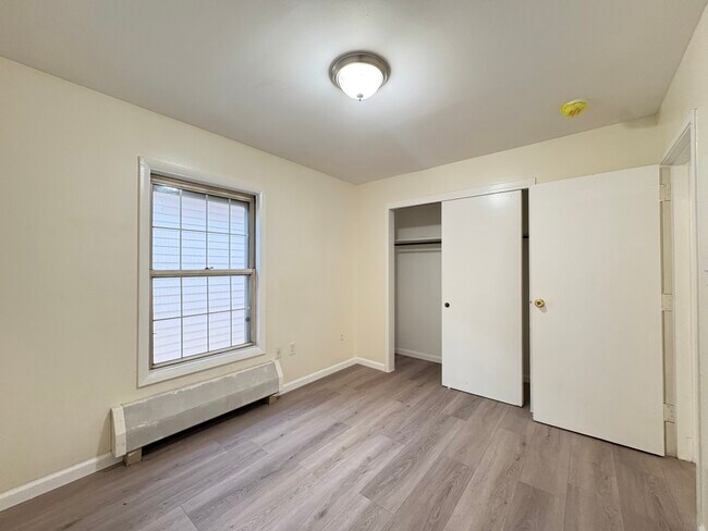 Foto del edificio - 174 Dwight St