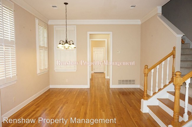 Building Photo - 160 Harbor Village Dr