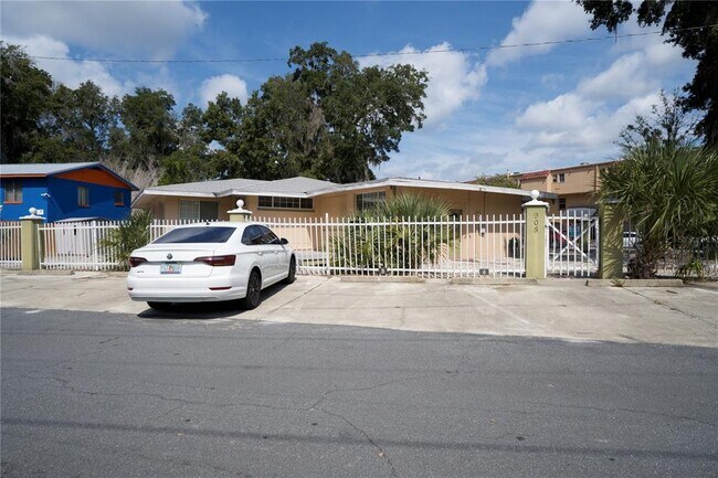 Foto del edificio - 905 SW 8th Ave