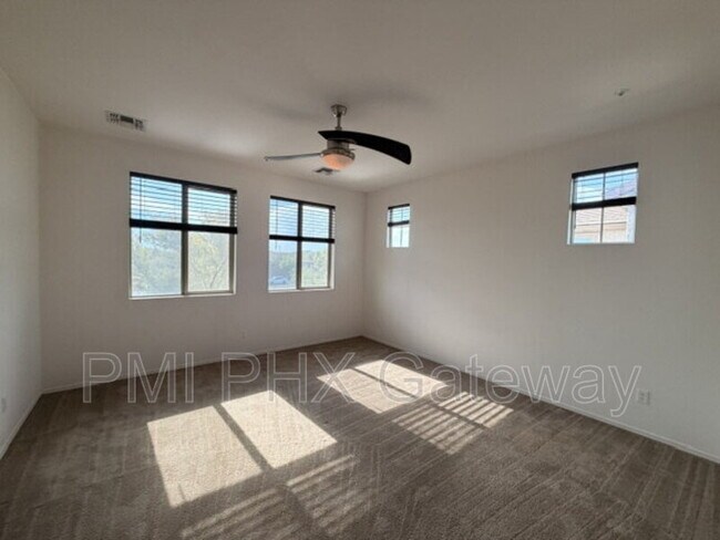 Foto del edificio - 5169 S Moccasin Trail