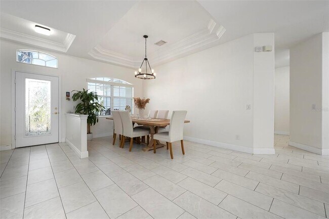 Foto del edificio - 404 Golden Harbour Trail