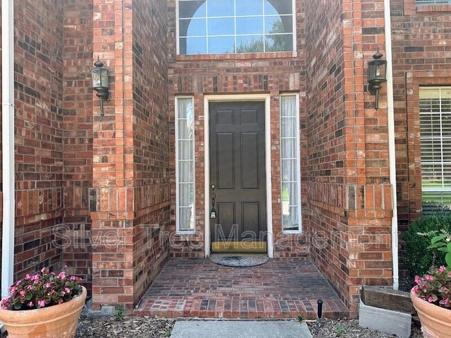 Photo - 3200 Blenheim Ct House