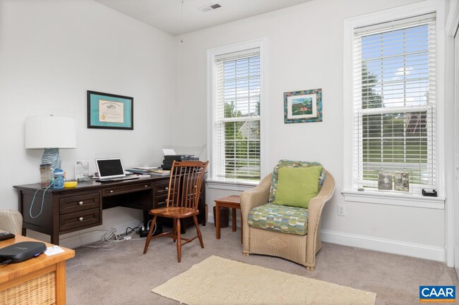 Foto del edificio - 304 Grayrock Dr