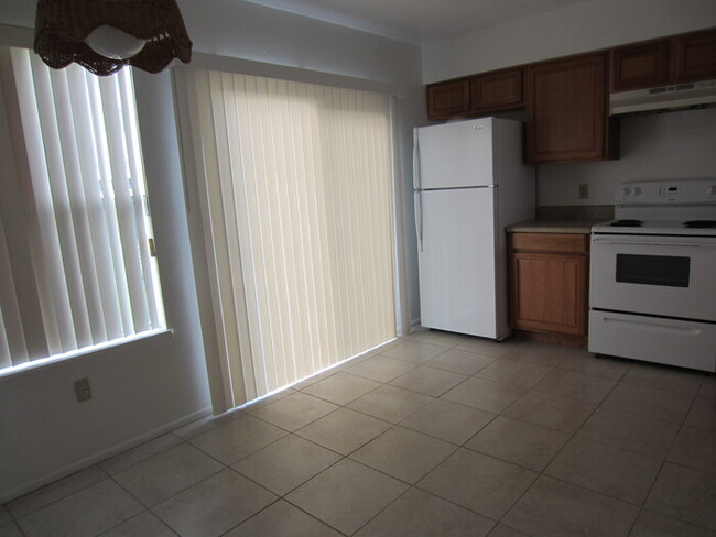 Foto del edificio - 3137 Windover Ave