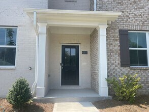Building Photo - 6203 Honeybell Aly