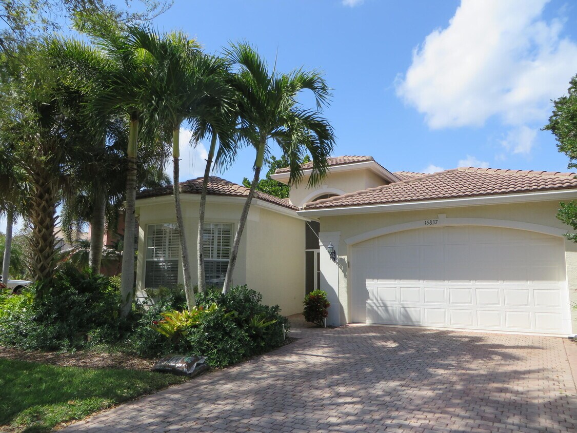 Foto principal - 15837 Corintha Terrace