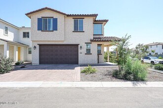 Building Photo - 3361 S 179th Dr