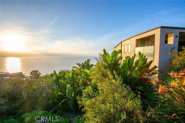 Foto del edificio - 805 Katella St