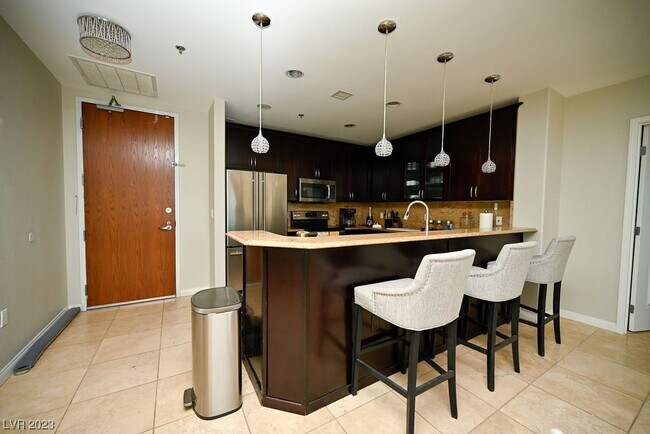Building Photo - 8255 S Las Vegas Blvd