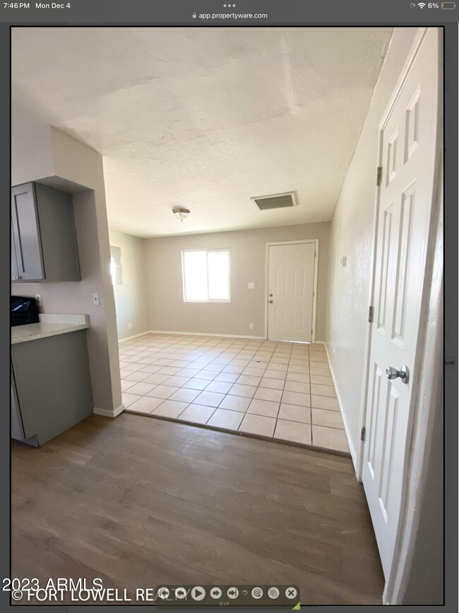 Building Photo - 2331 E Pueblo Ave