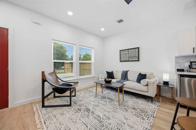 Foto del edificio - 7946 Fields St