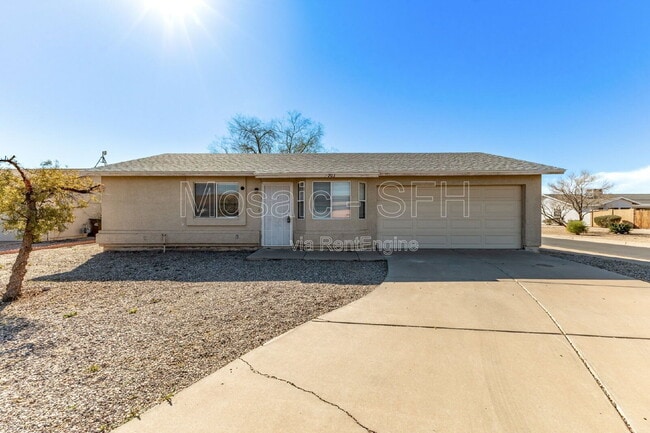 Foto del edificio - 703 W Hess Ave