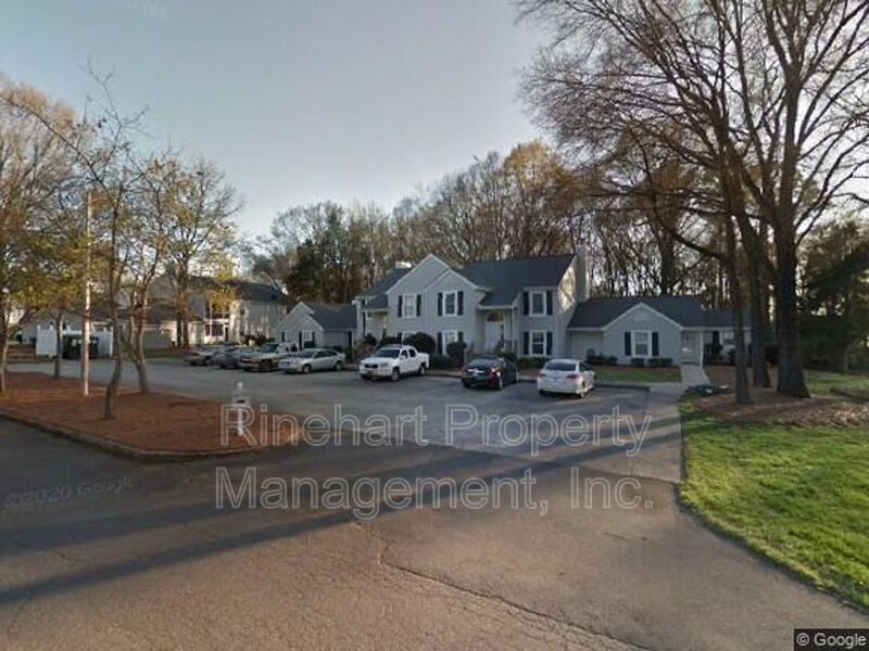 Primary Photo - 1573 Hunt Club Ct