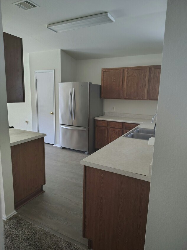Photo - 382 Lake Washington Dr, Unit 1