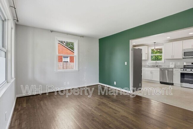 Foto del edificio - 3704 Grubbs Rd