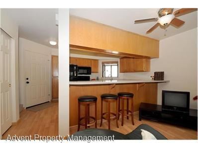 Building Photo - 2 br, 2.5 bath House - 3935 Wabaska Dr. Un...