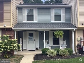 Building Photo - 35 Waterview Ct