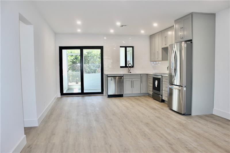 Primary Photo - 2155 NE 56th Ct