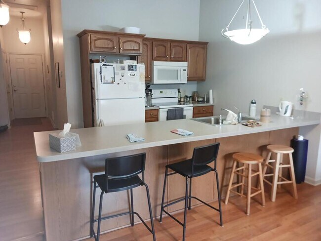 Building Photo - 18 Carlisle St