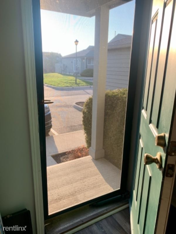 Building Photo - 2 br, 1 bath Condo - 724 Parkgrove Way