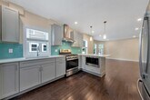 Foto principal - 161 4th St