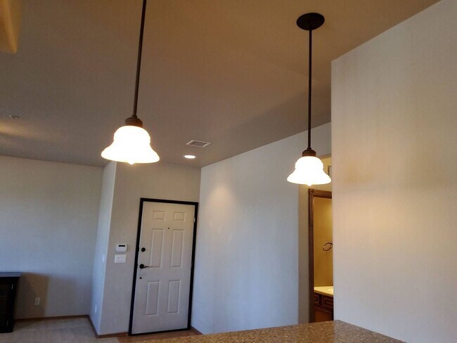 Foto del edificio - Bison Cove Unit D7 - 2 Bed / 2 Bath