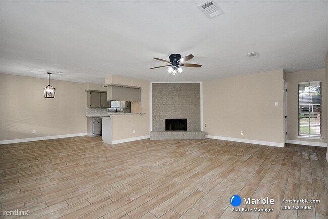 Foto del edificio - 3 br, 2 bath House - 2302 Anthony Ln