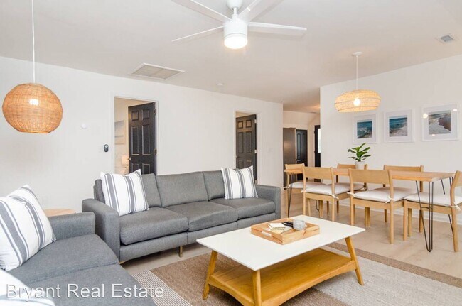 Building Photo - 3 br, 2 bath House - 6 Sunset Avenue Unit D