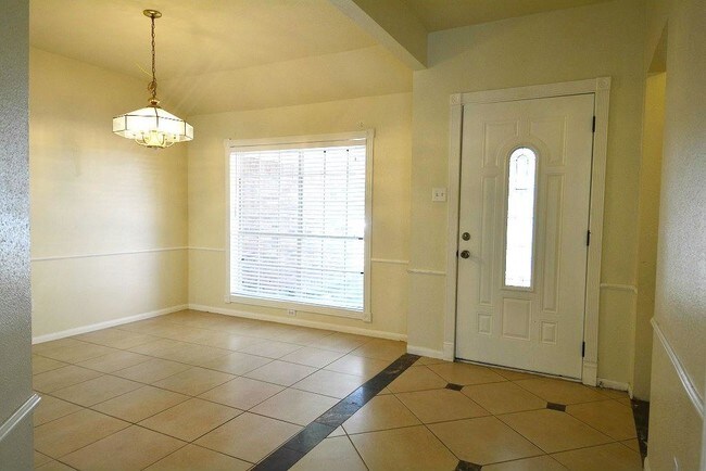 Foto del edificio - 18743 Parfield Ln