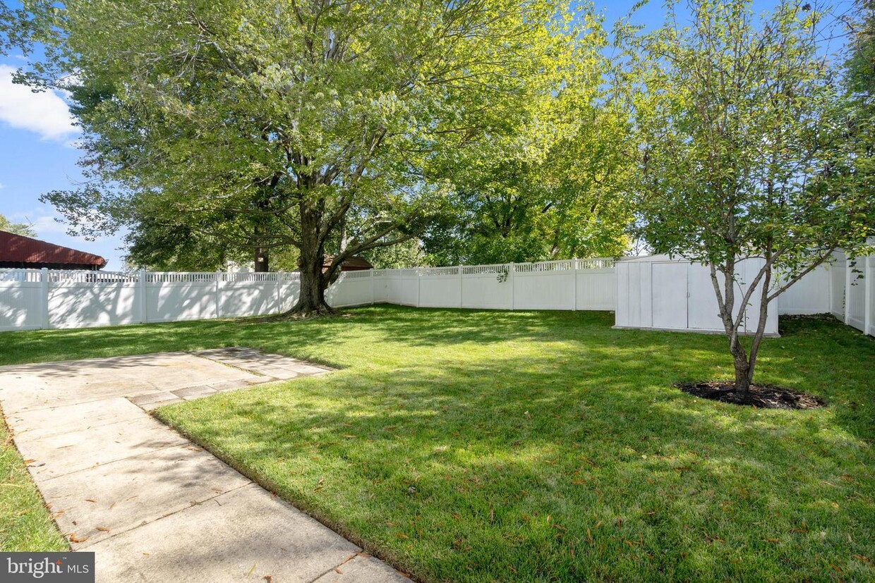 Primary Photo - 2600 Wintergreen Ave