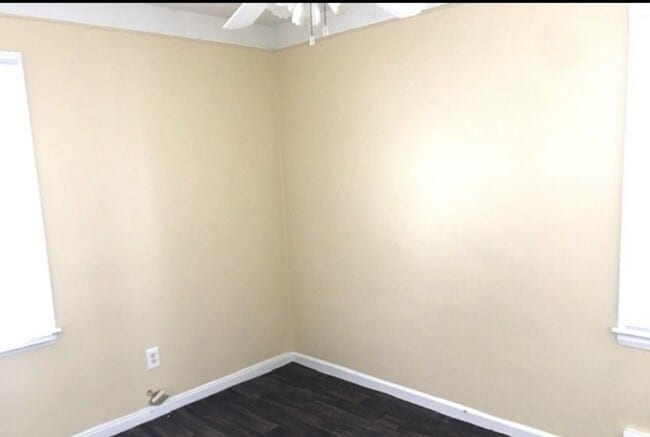 Building Photo - 20550 Tireman