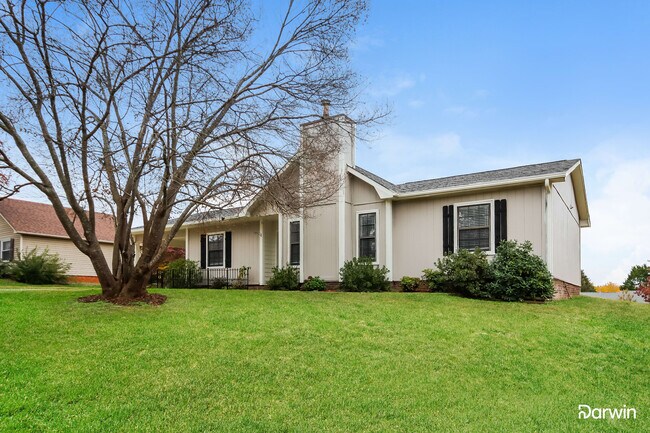 Building Photo - 2404 Cliffside Dr