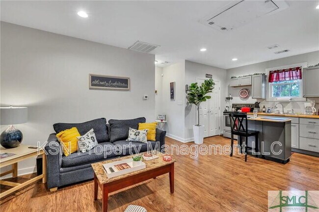 Foto del edificio - 21 W 60th St