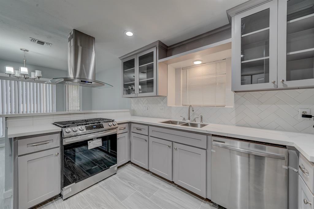 Foto principal - 78 Brookflower Rd