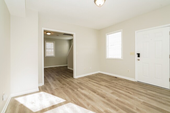 Building Photo - 2246 Ralston Ave