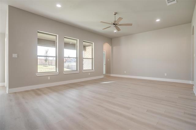 Building Photo - 832 Mesa Vista Dr