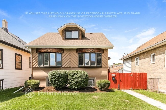 Building Photo - 2418 N 75th Ct