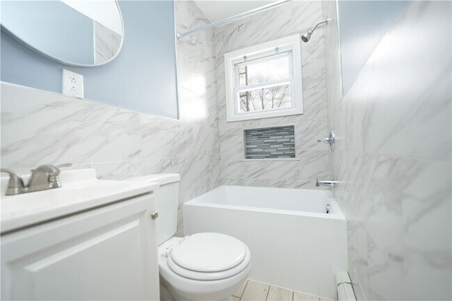 Foto del edificio - 167 Baxter St