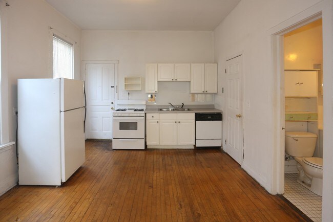 Foto del edificio - 1346 W Webster Ave