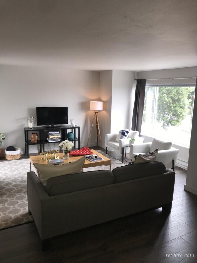 Photo - 89 Roosevelt Way Apartment