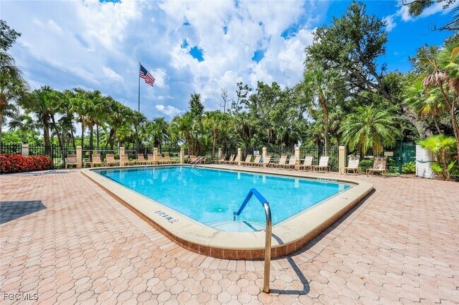 Foto del edificio - 15206 Parkside Dr