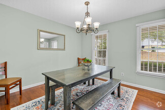 Building Photo - 2205 Cardington Dr